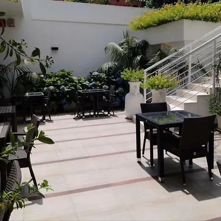 Готель Belvir 3*