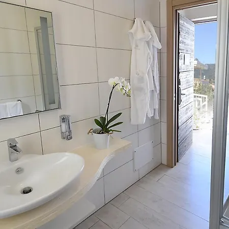 贝尔维尔酒店 酒店