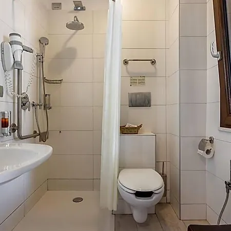 Отель Belvir
